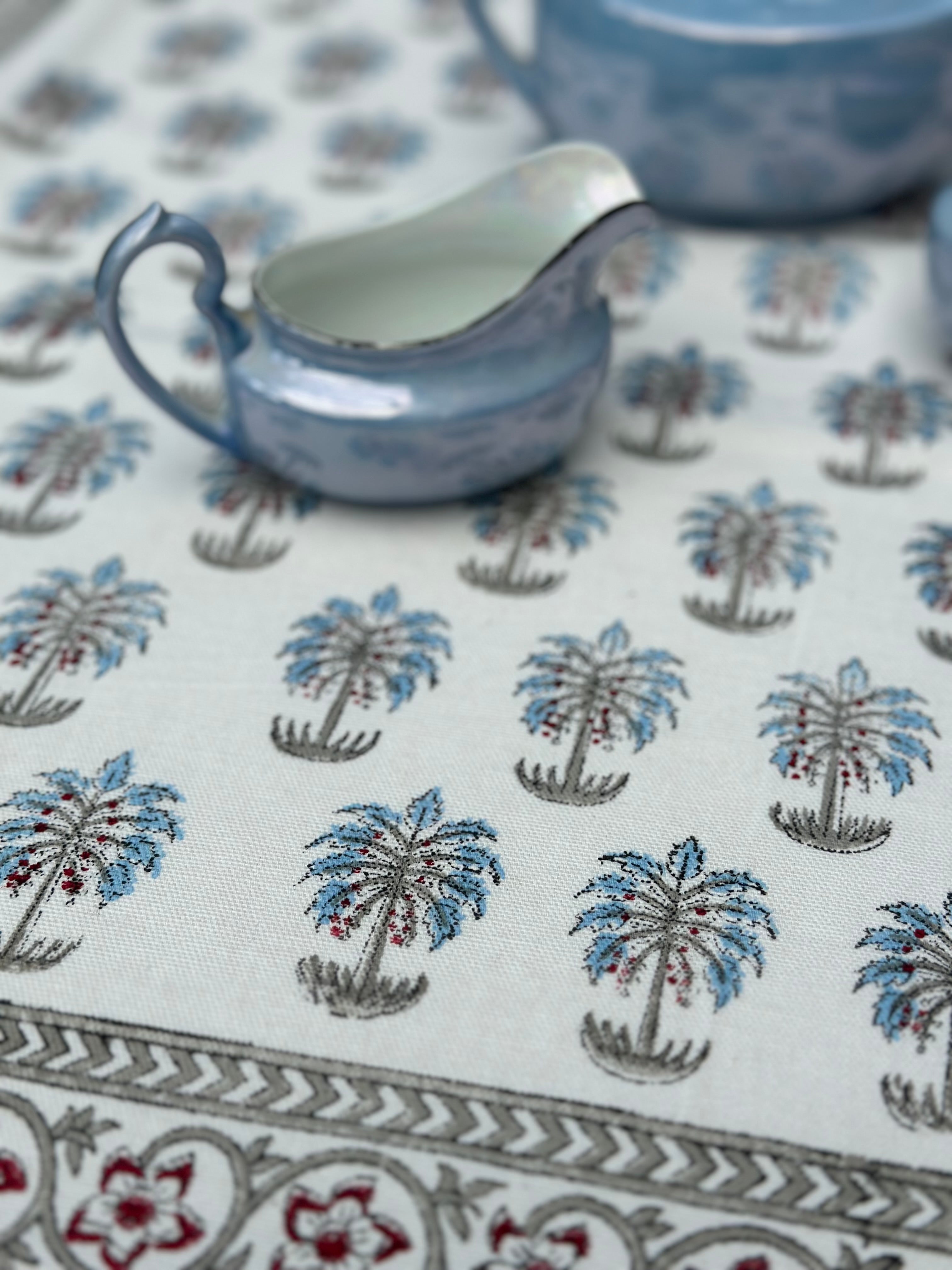 Palmeraie Tablecloth