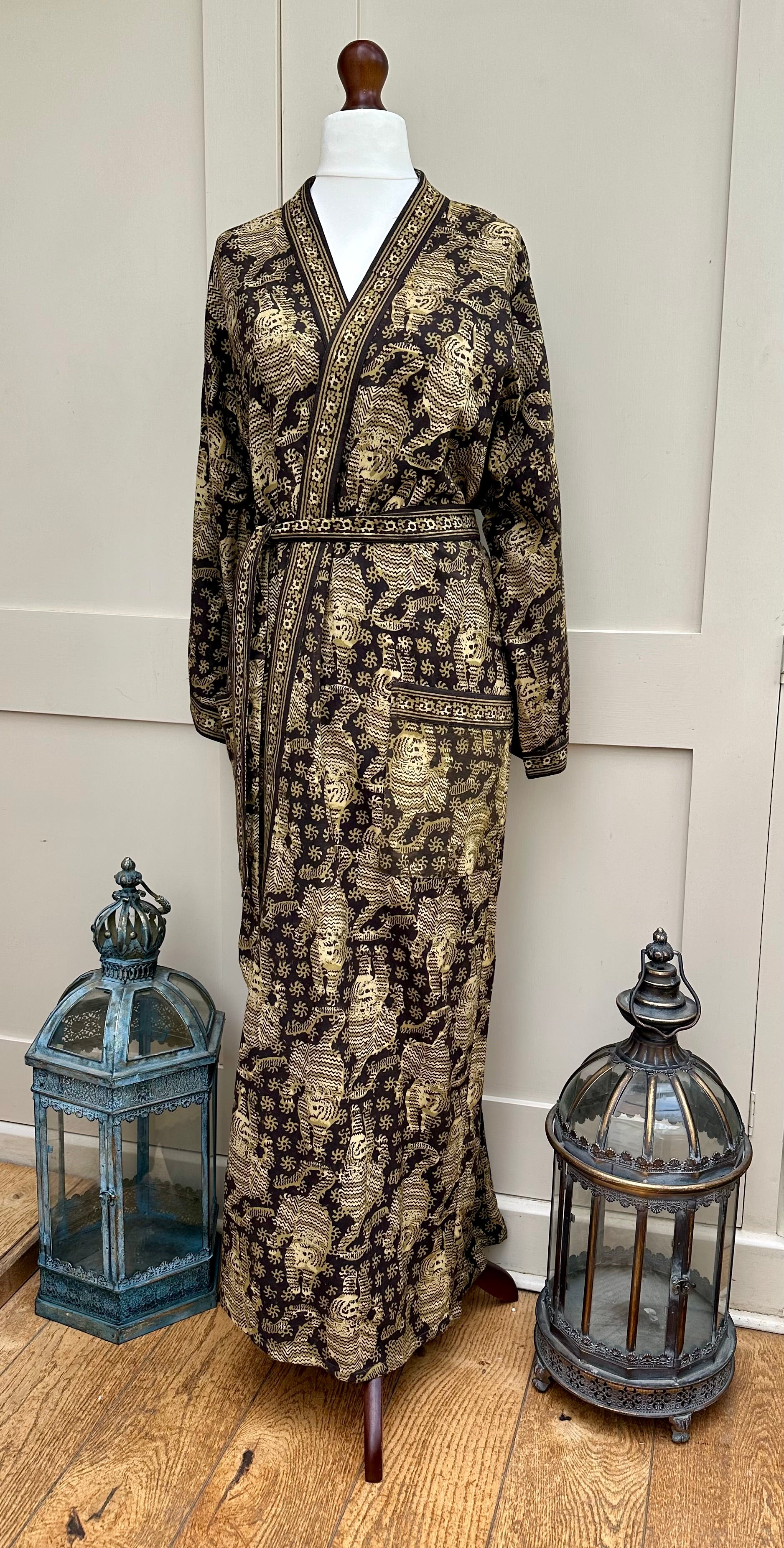 Anokhi Tiger Long Dressing Gown