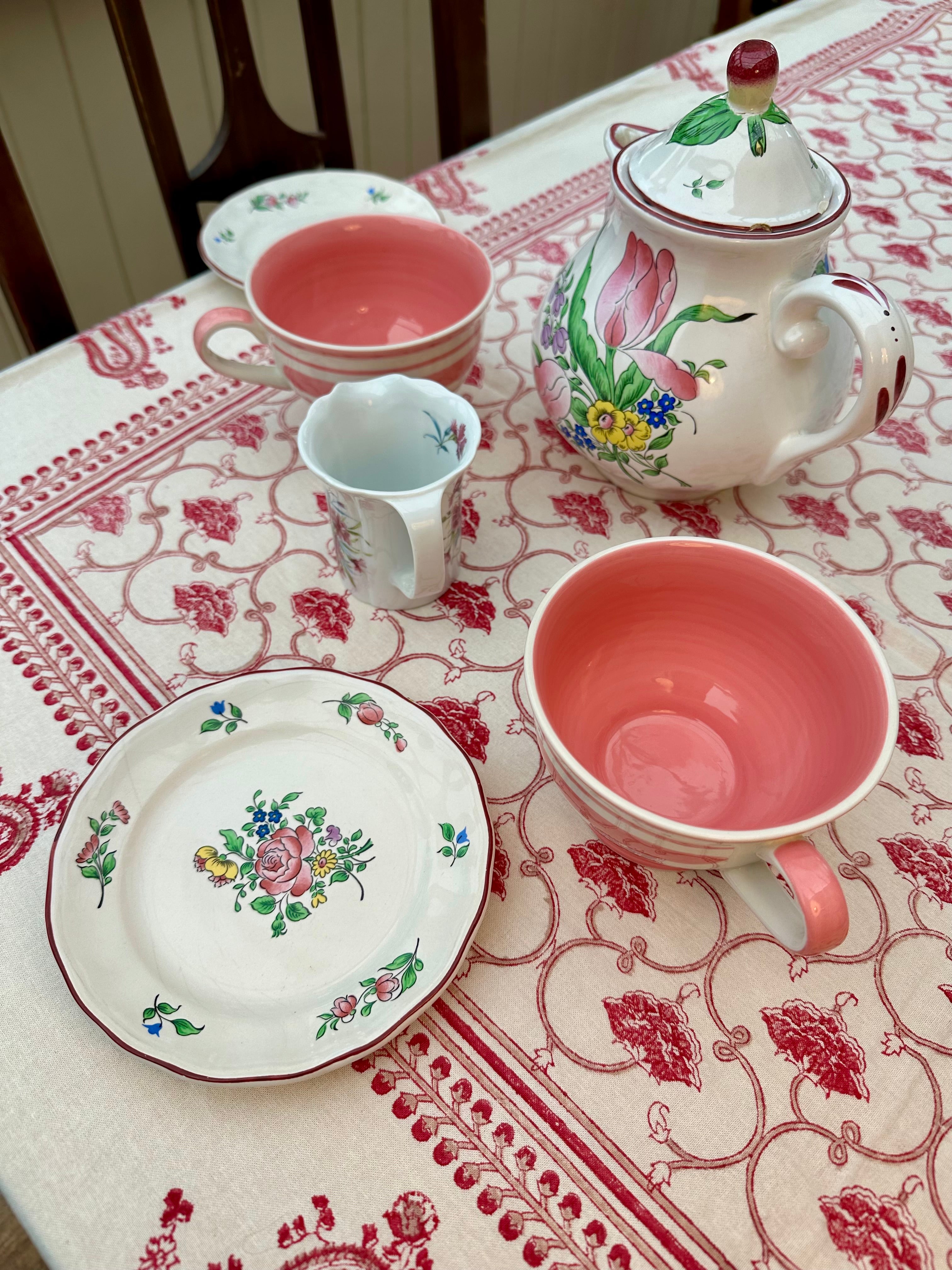 Pink Polly Tablecloth