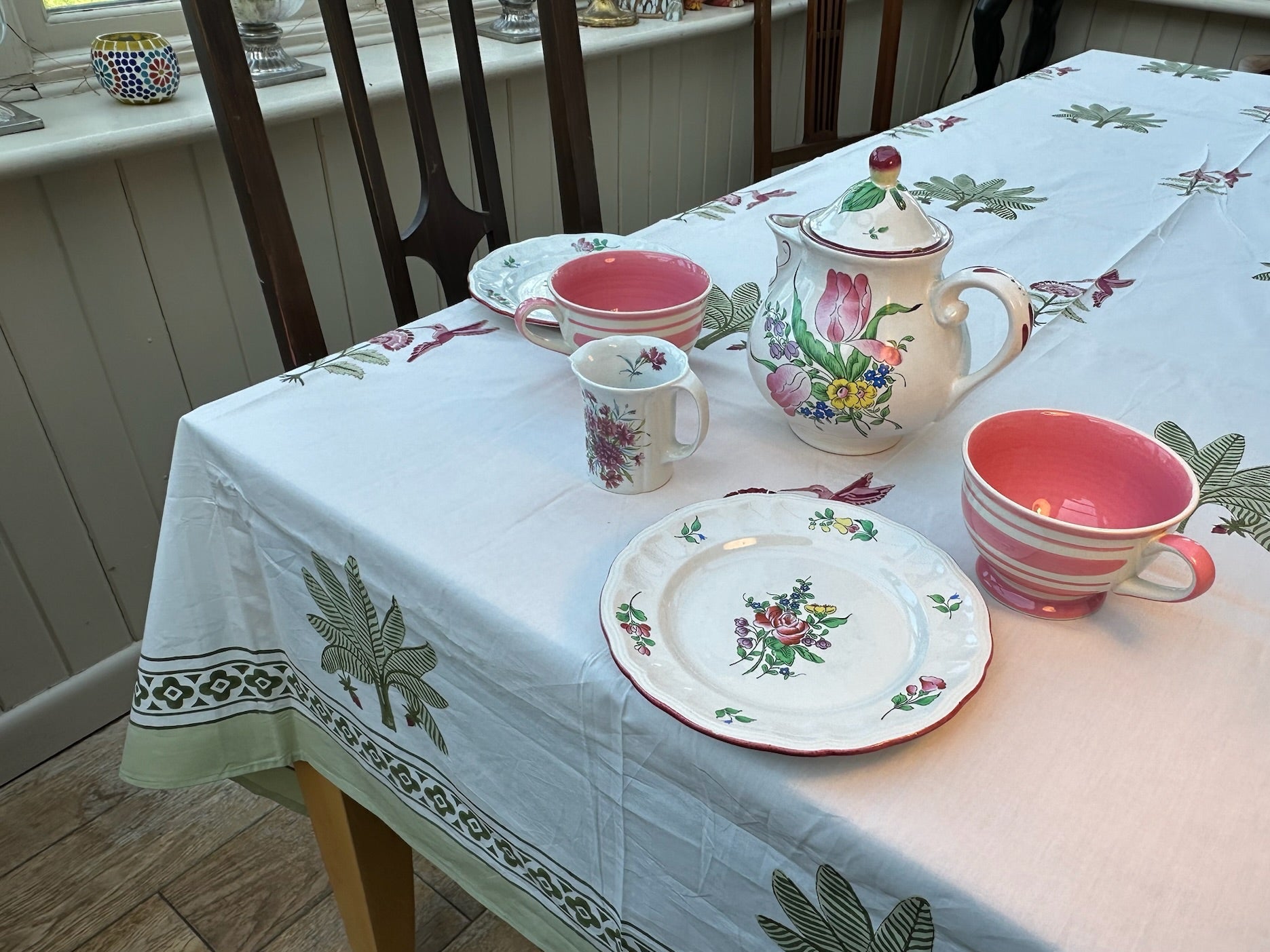 Hummingbird Tablecloth