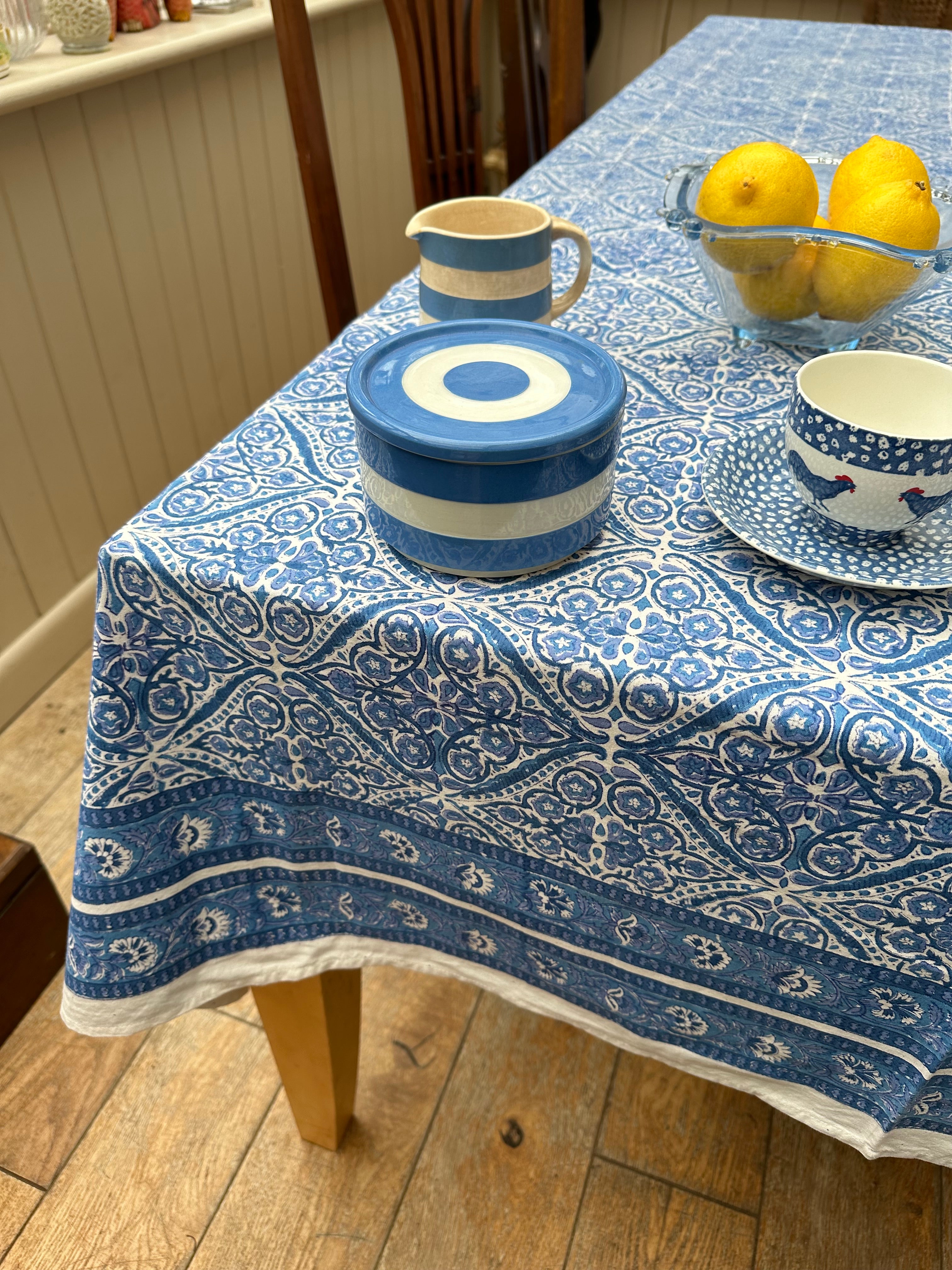 Wild Bazaar Affisos Tablecloth