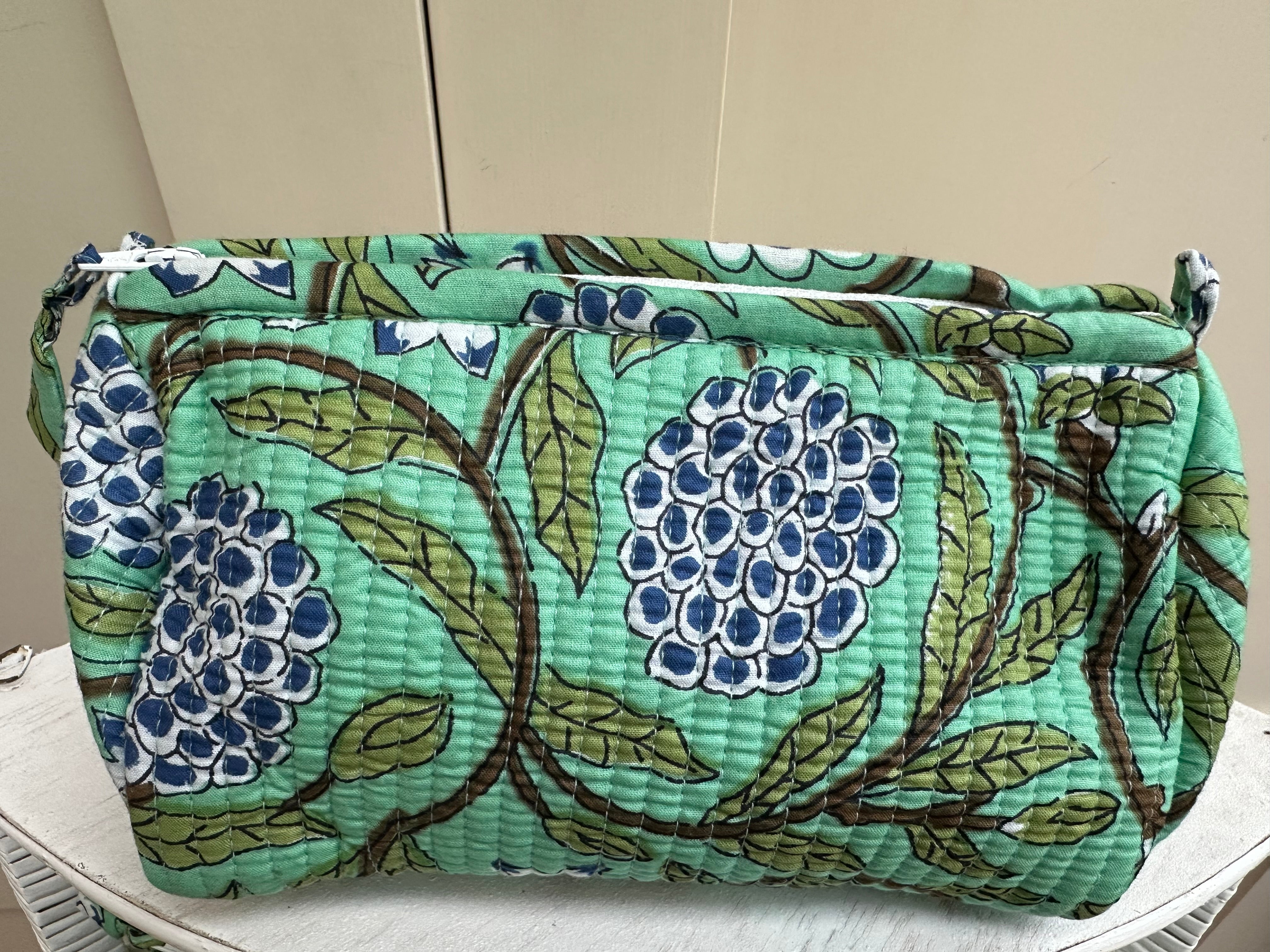 Mulberry Sponge Bag