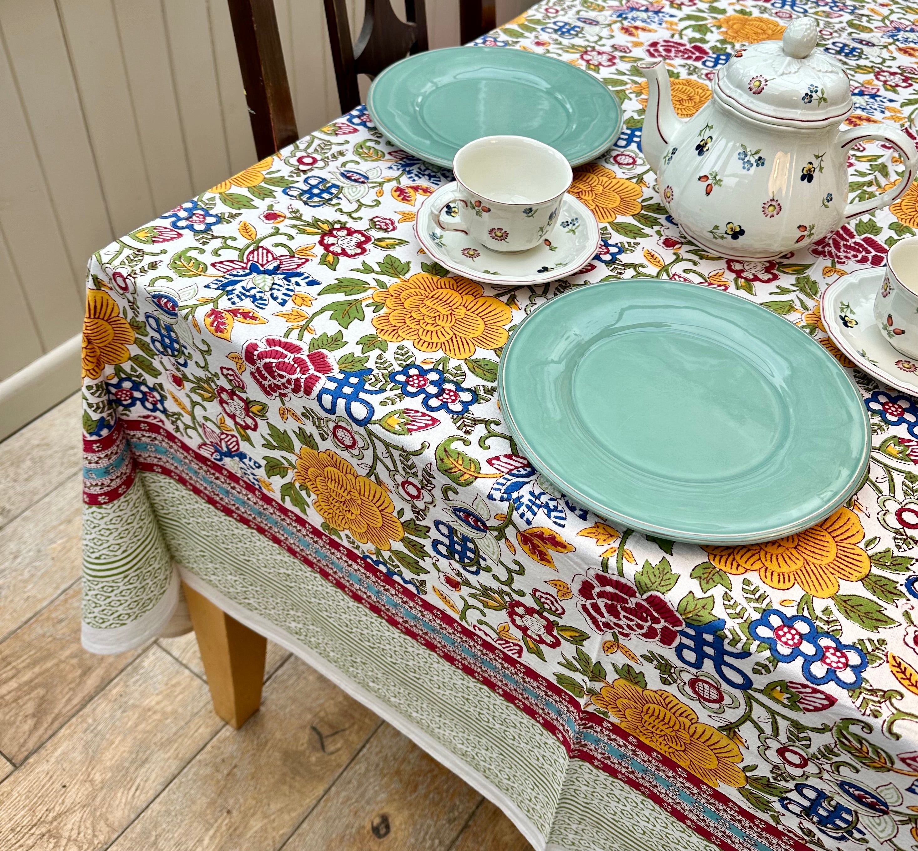 Wild Bazaar White Sicily Tablecloth