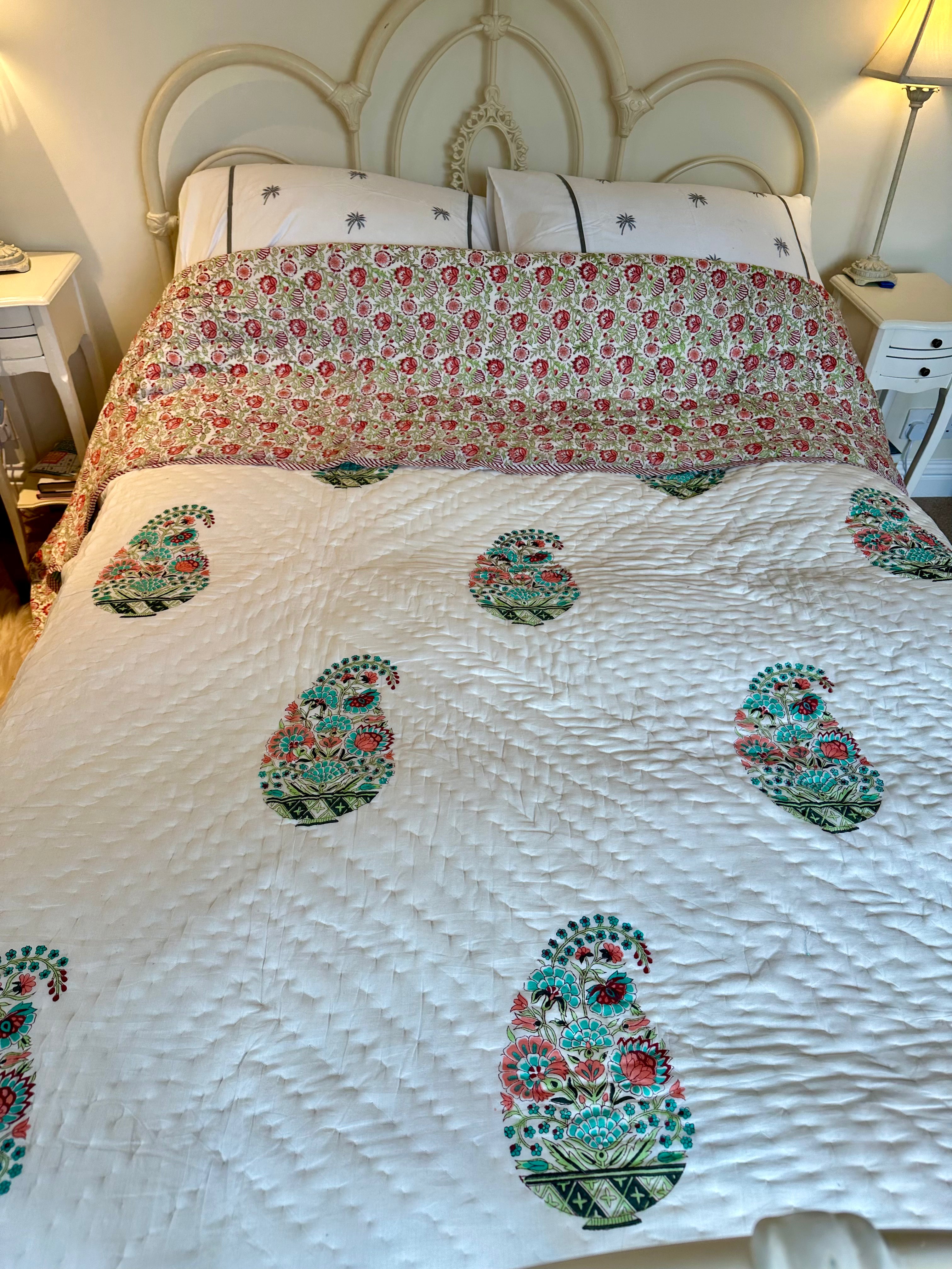Parra Super King Size Quilt