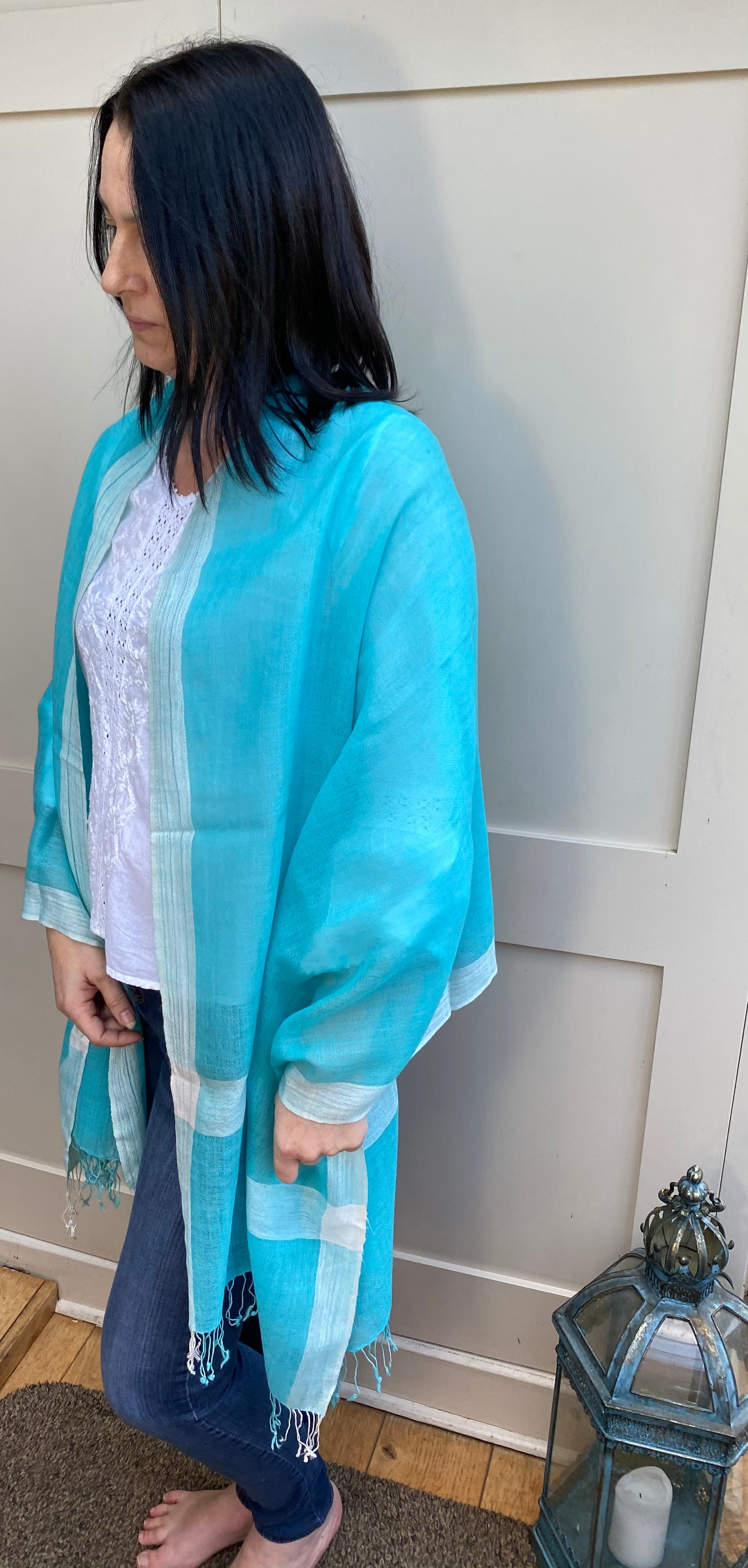 Turquoise Bordered Fine Woollen Shawl