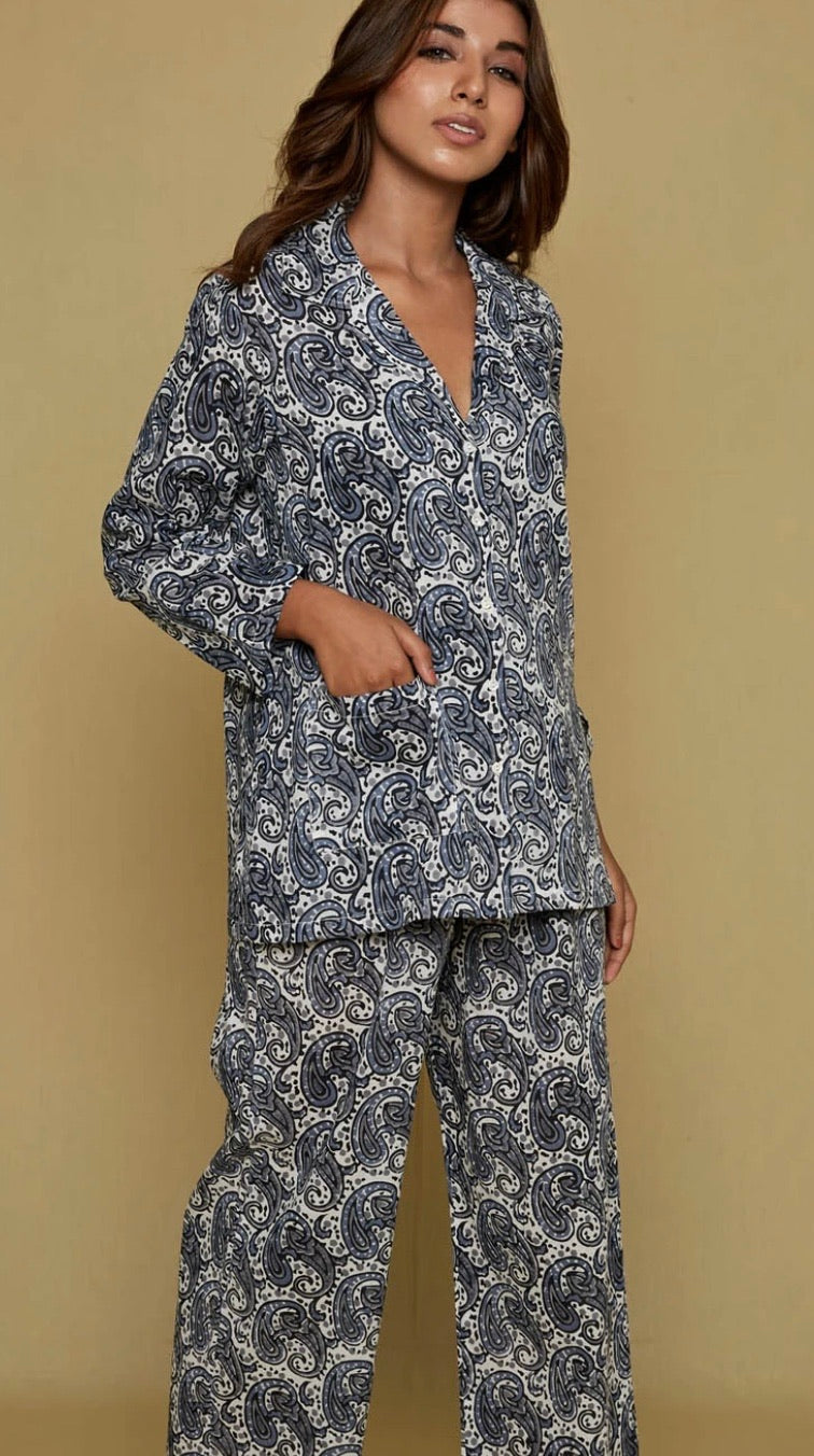 Black ,White and Grey Paisley Patrice Pyjamas