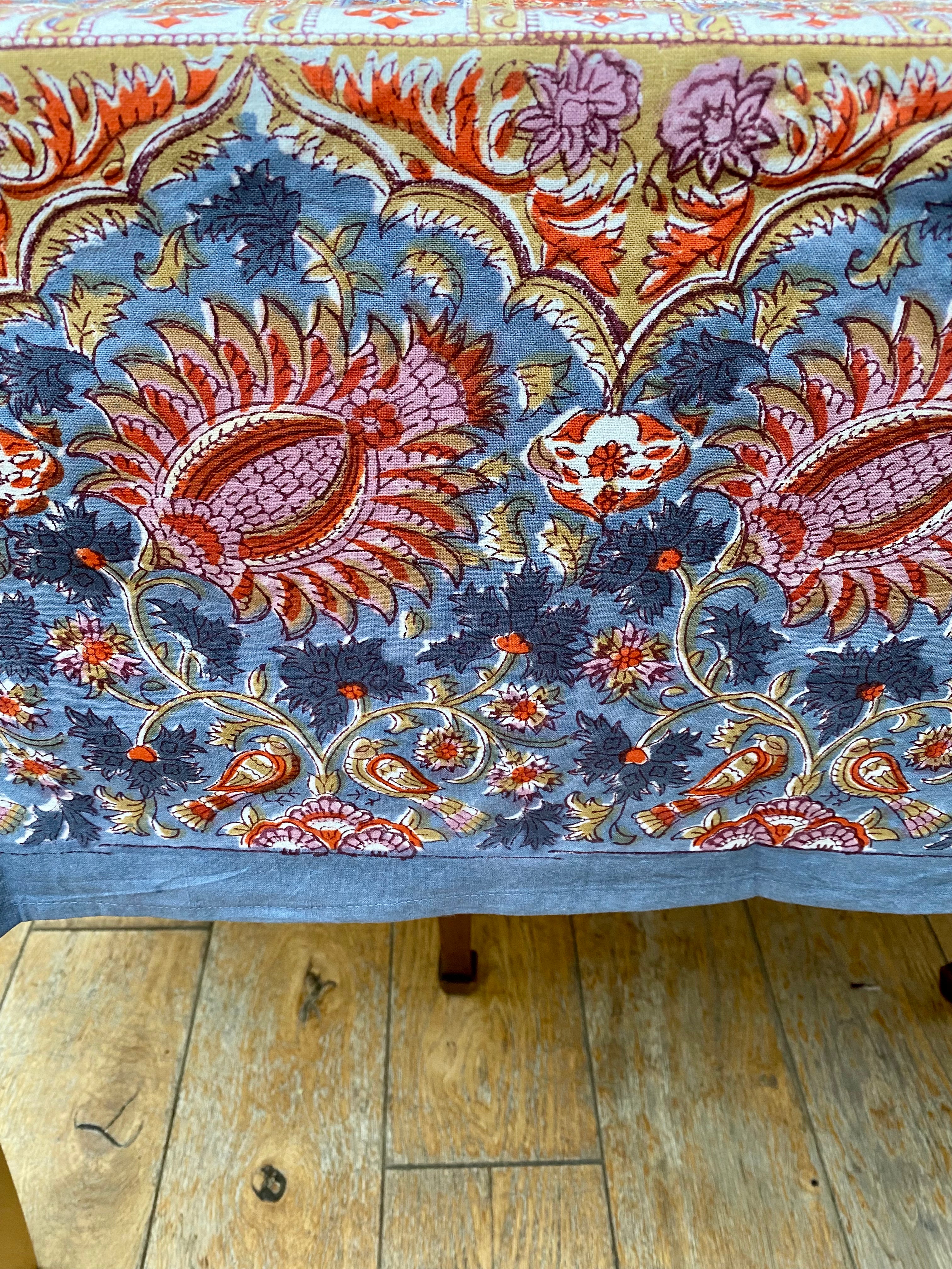 Wild Bazaar Roma White Tablecloth