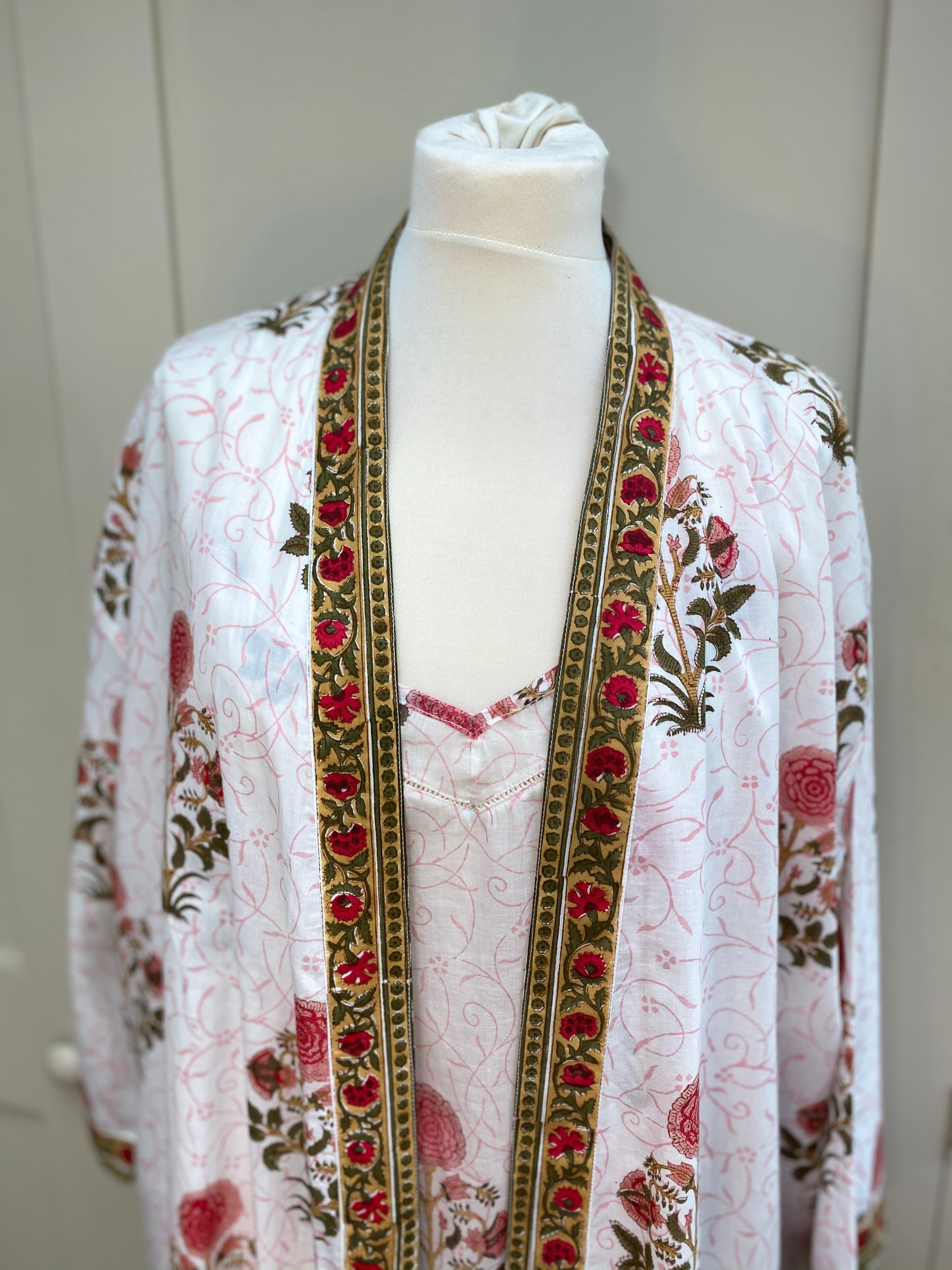 Carla Autumn Carnation Nightie and Dressing Gown Set