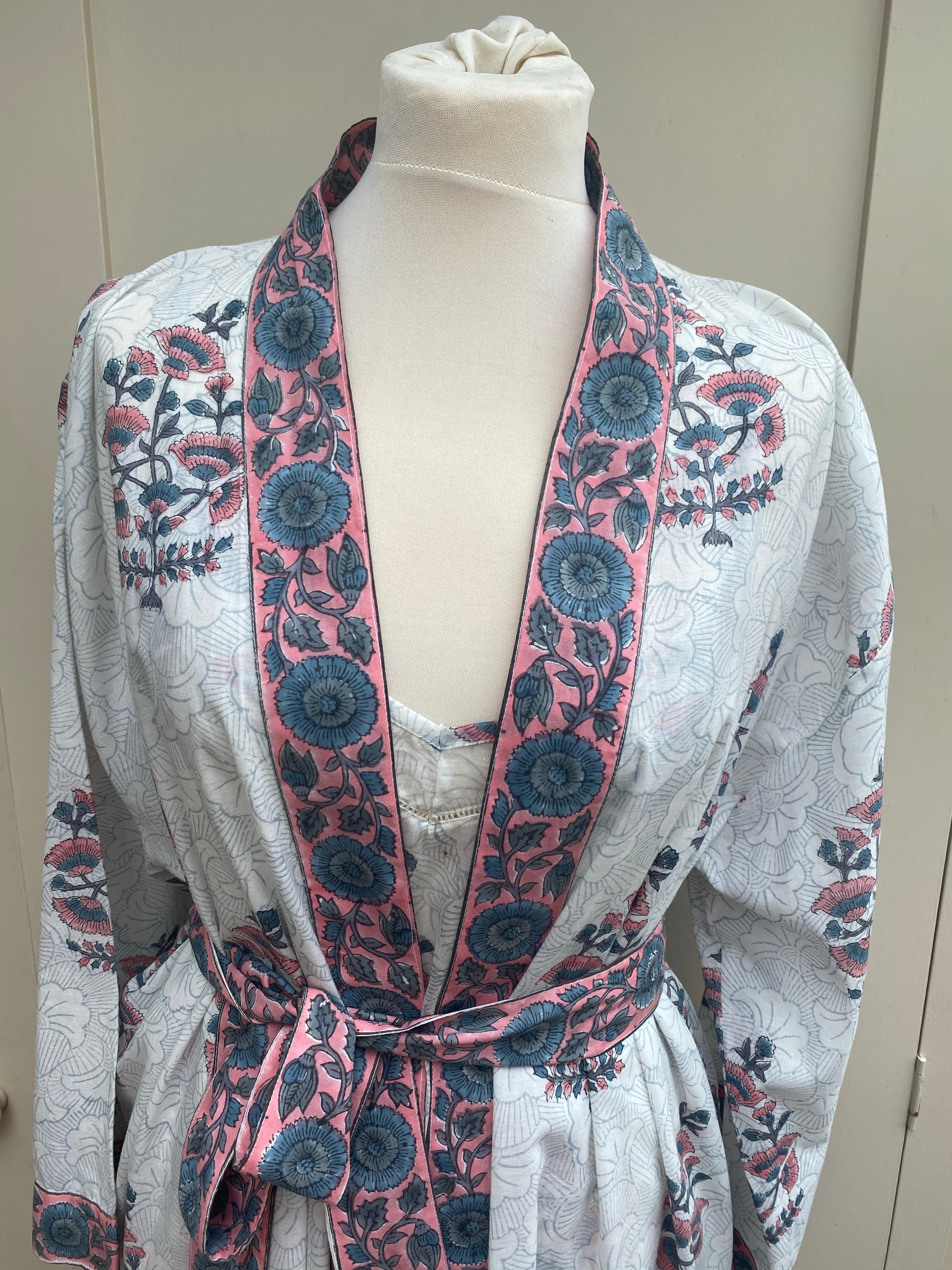 Carla Pink Daisy Nightie and Dressing Gown Set
