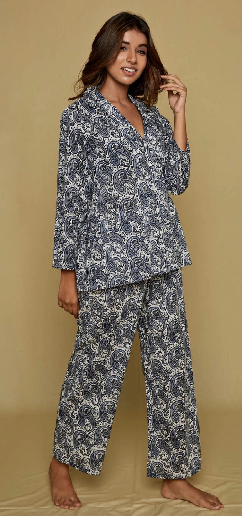 Black ,White and Grey Paisley Patrice Pyjamas