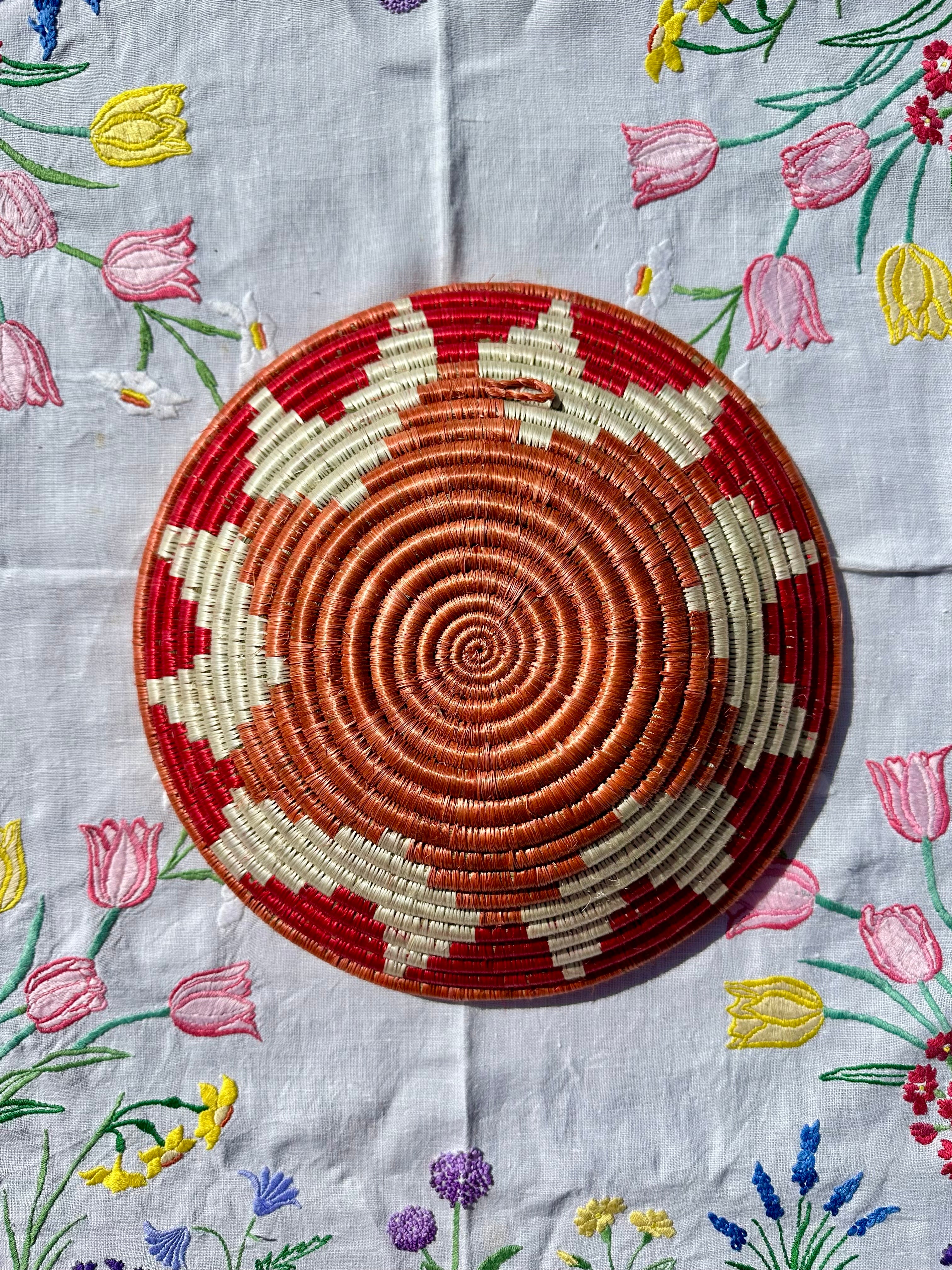 Stella Zanzibar Bread Basket
