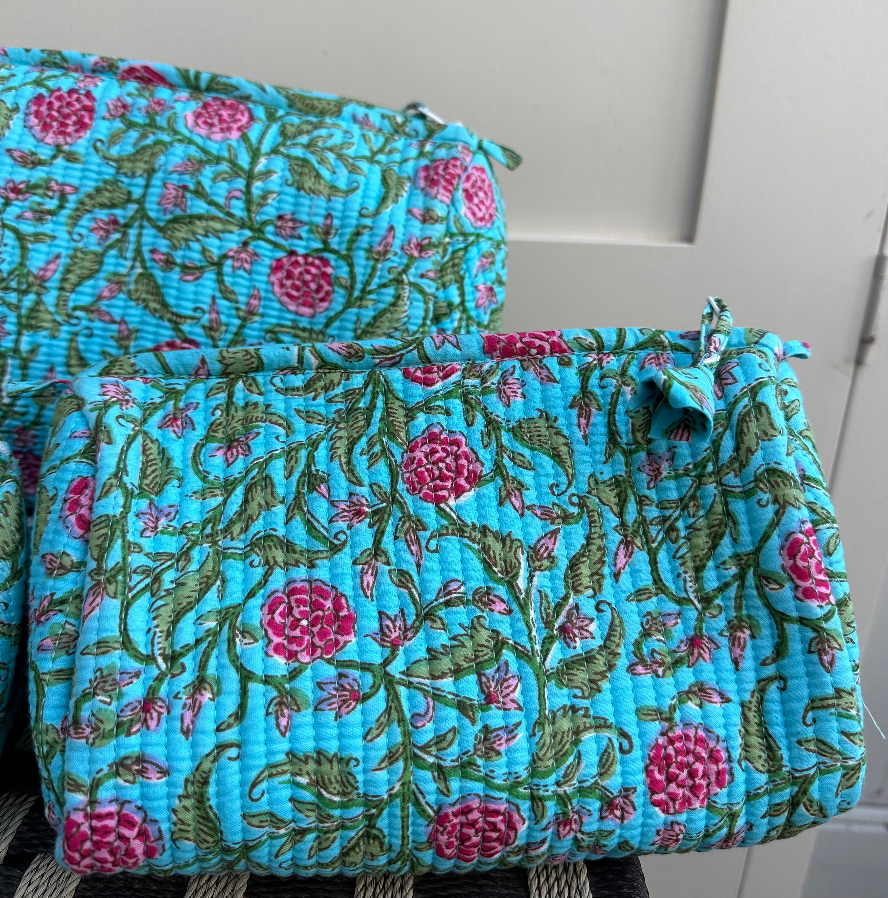 Pink Bloom Sponge Bag