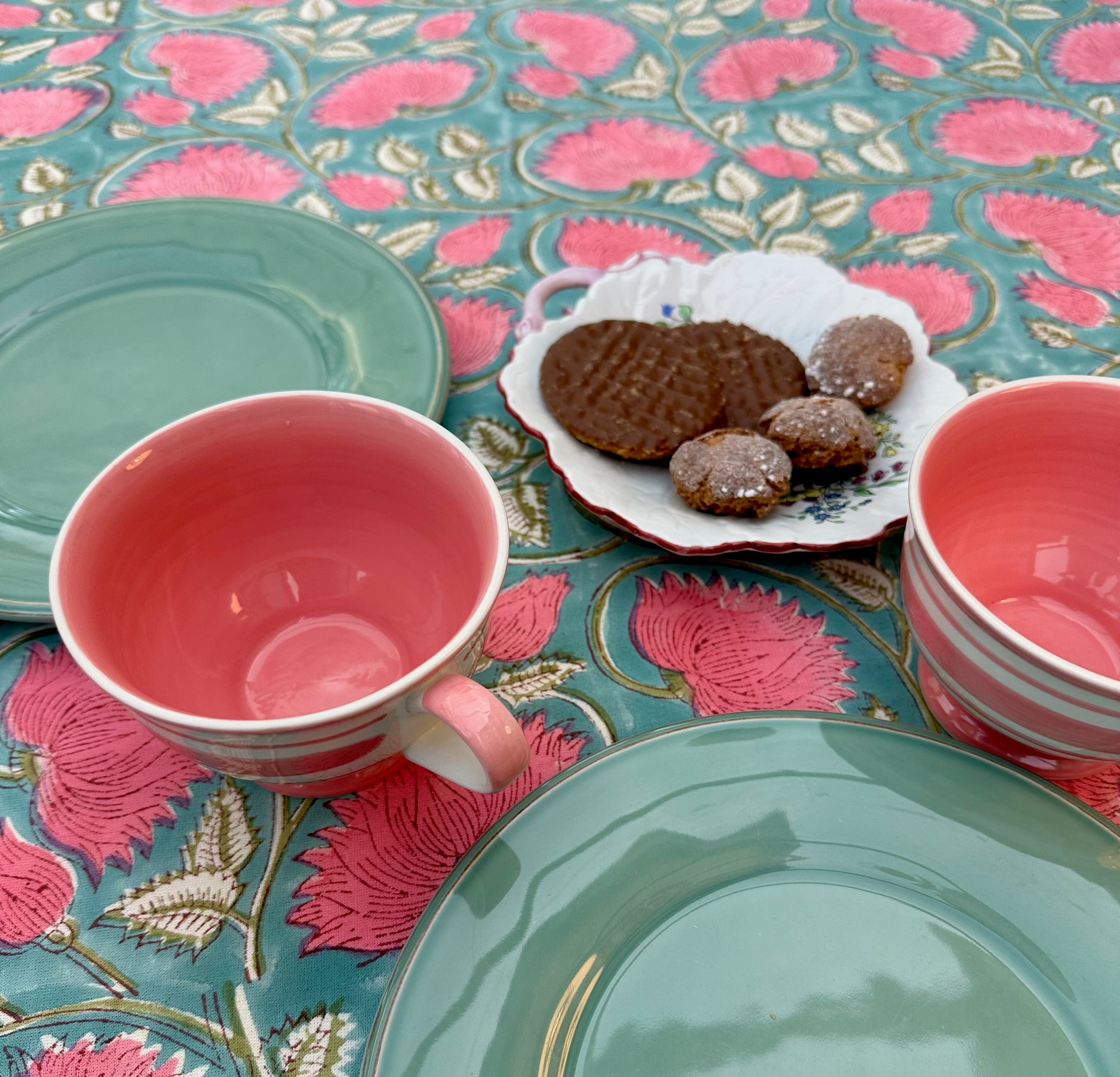Fuchsia and Teal Tuscany Tablecloth