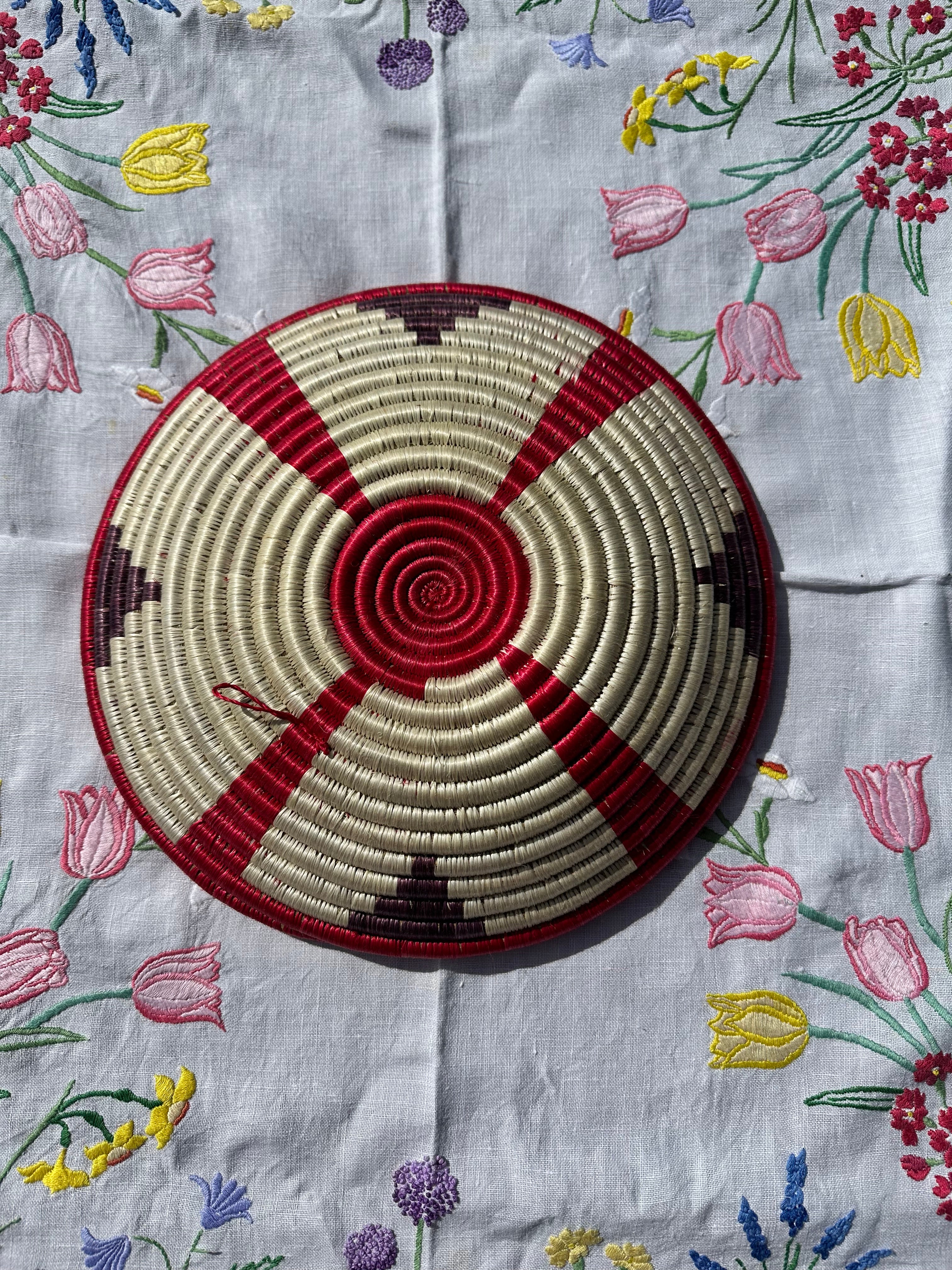 Medal Zanzibar Bread Basket