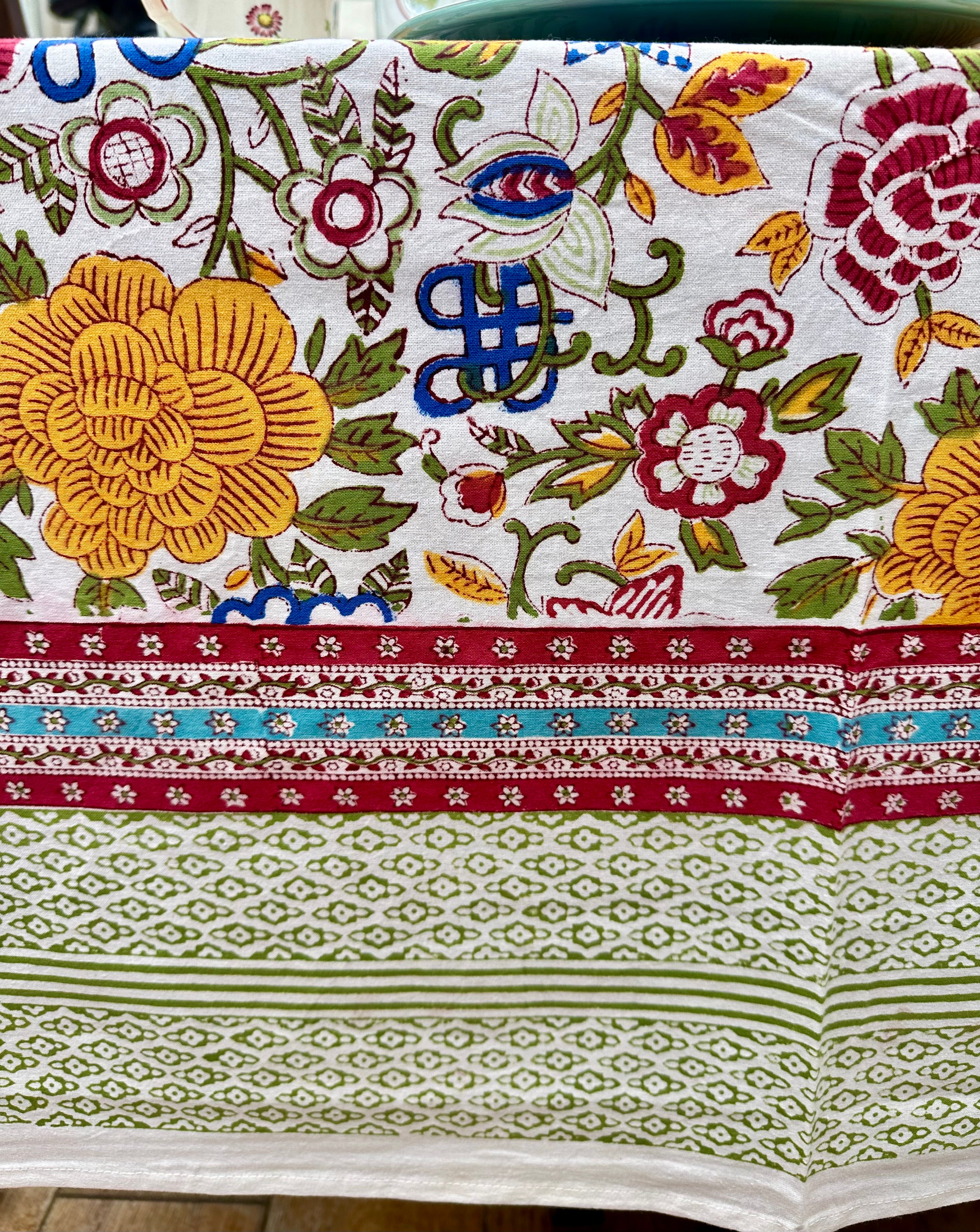 Wild Bazaar White Sicily Tablecloth