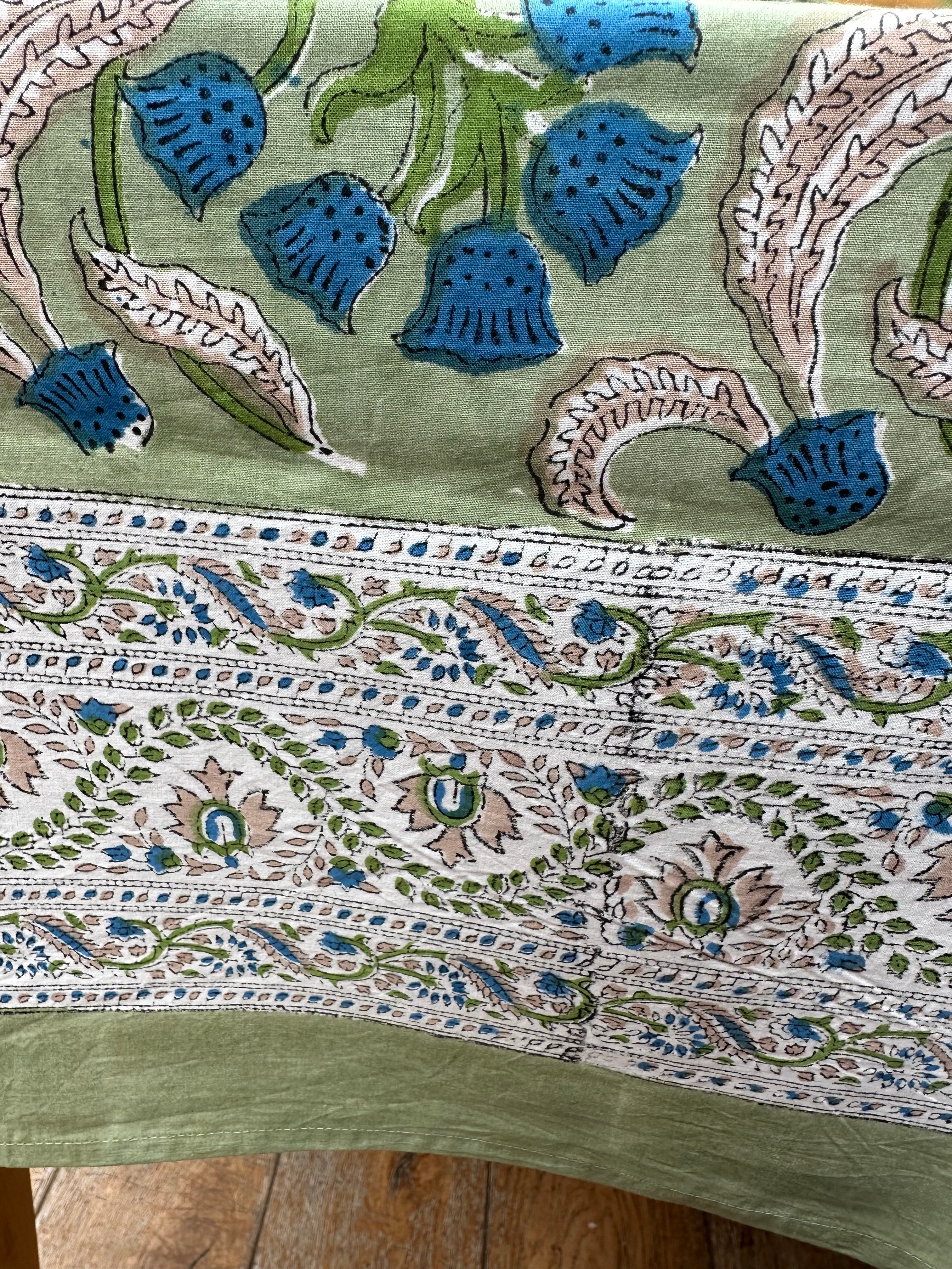 Jatni Bluebell Tablecloth