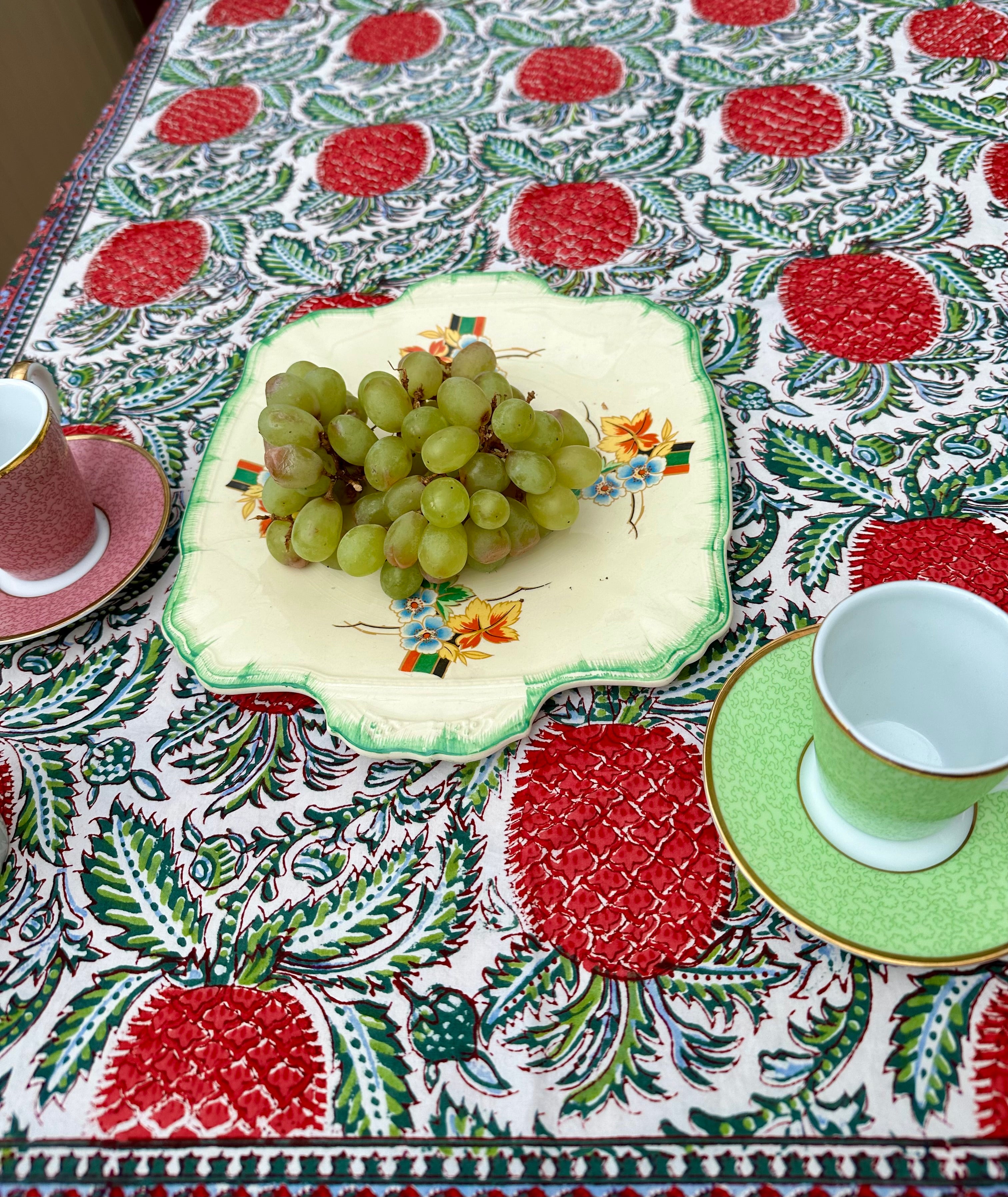 Anokhi White Pineapple Tablecloth