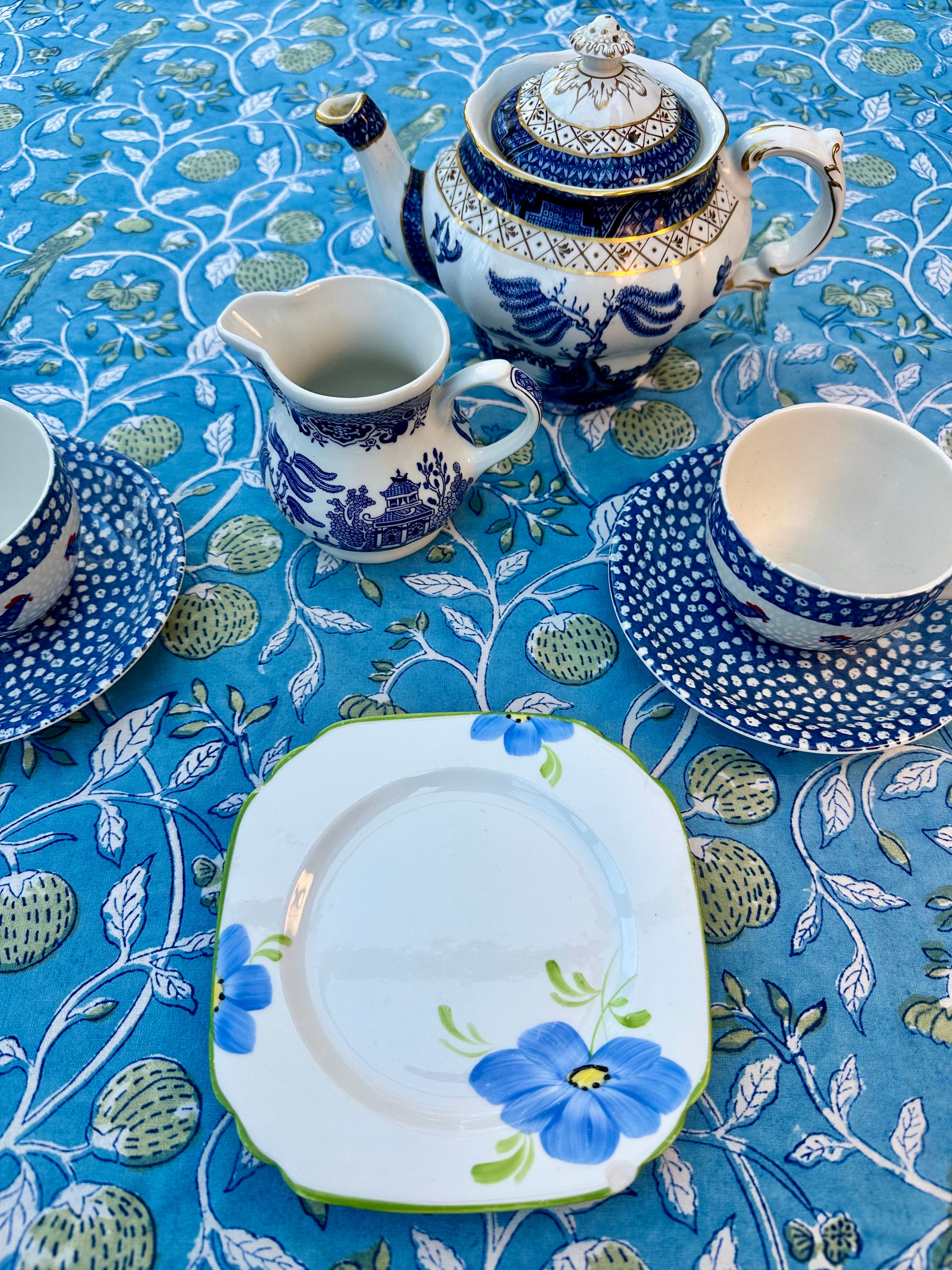 Blue Perroquet Tablecloth
