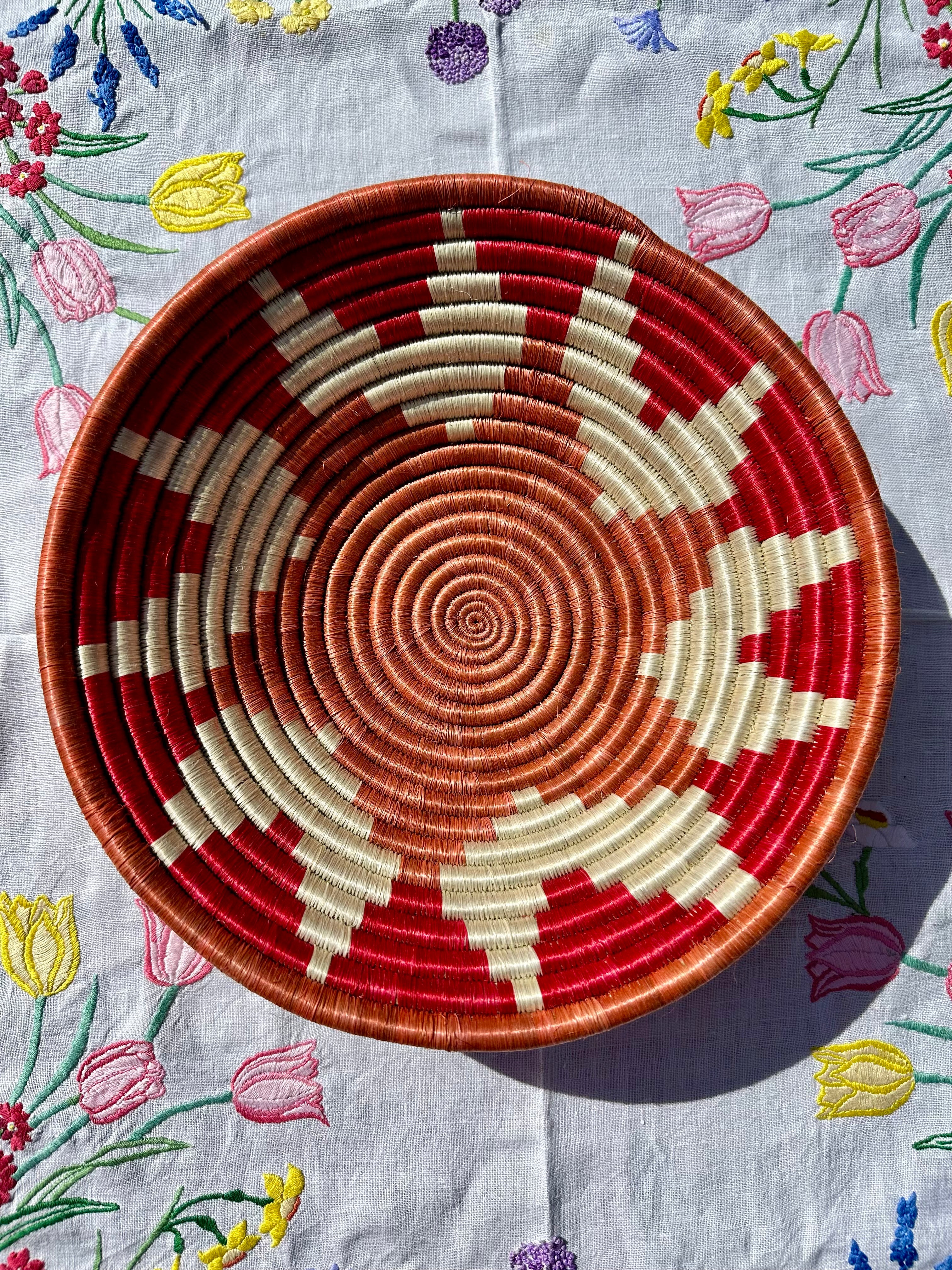 Stella Zanzibar Bread Basket