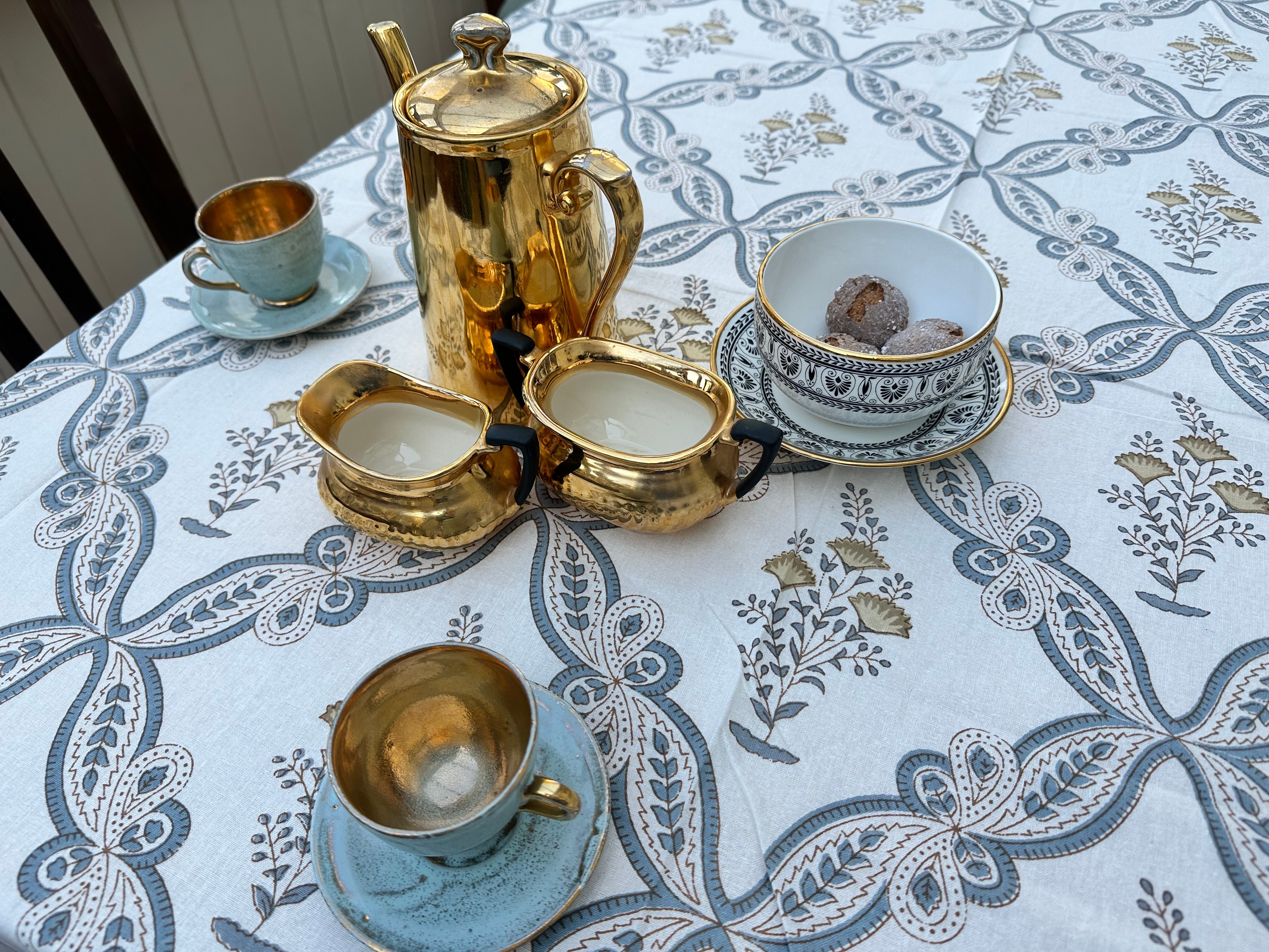 Wild Bazaar Isbahar Tablecloth