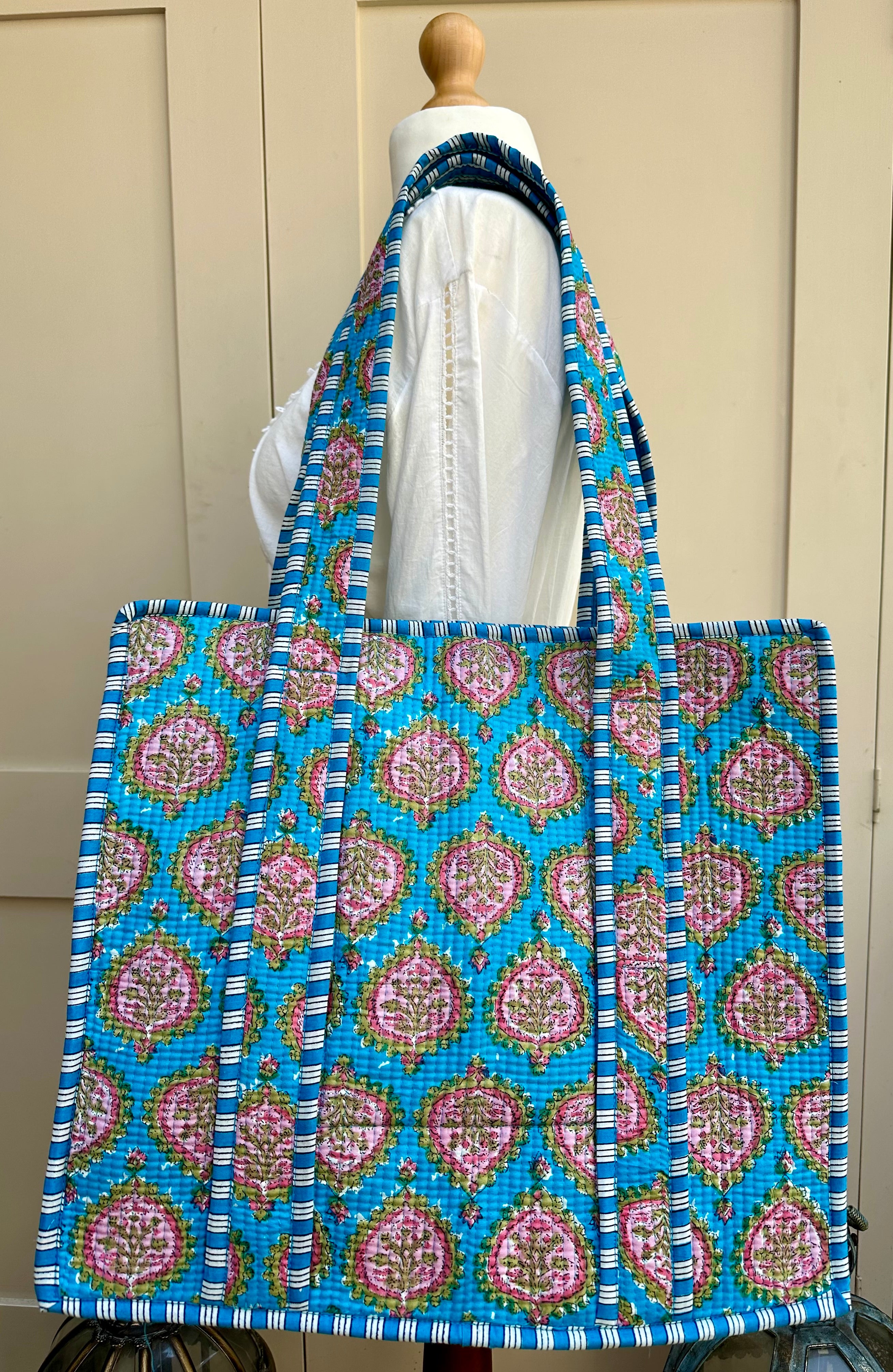 Trikeri Oriana Zip Bag